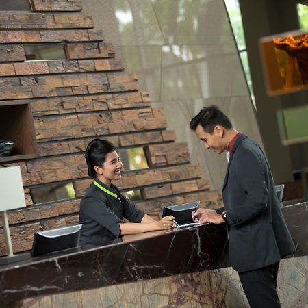 Holiday Inn Cikarang Jababeka By Ihg Eksteriør billede