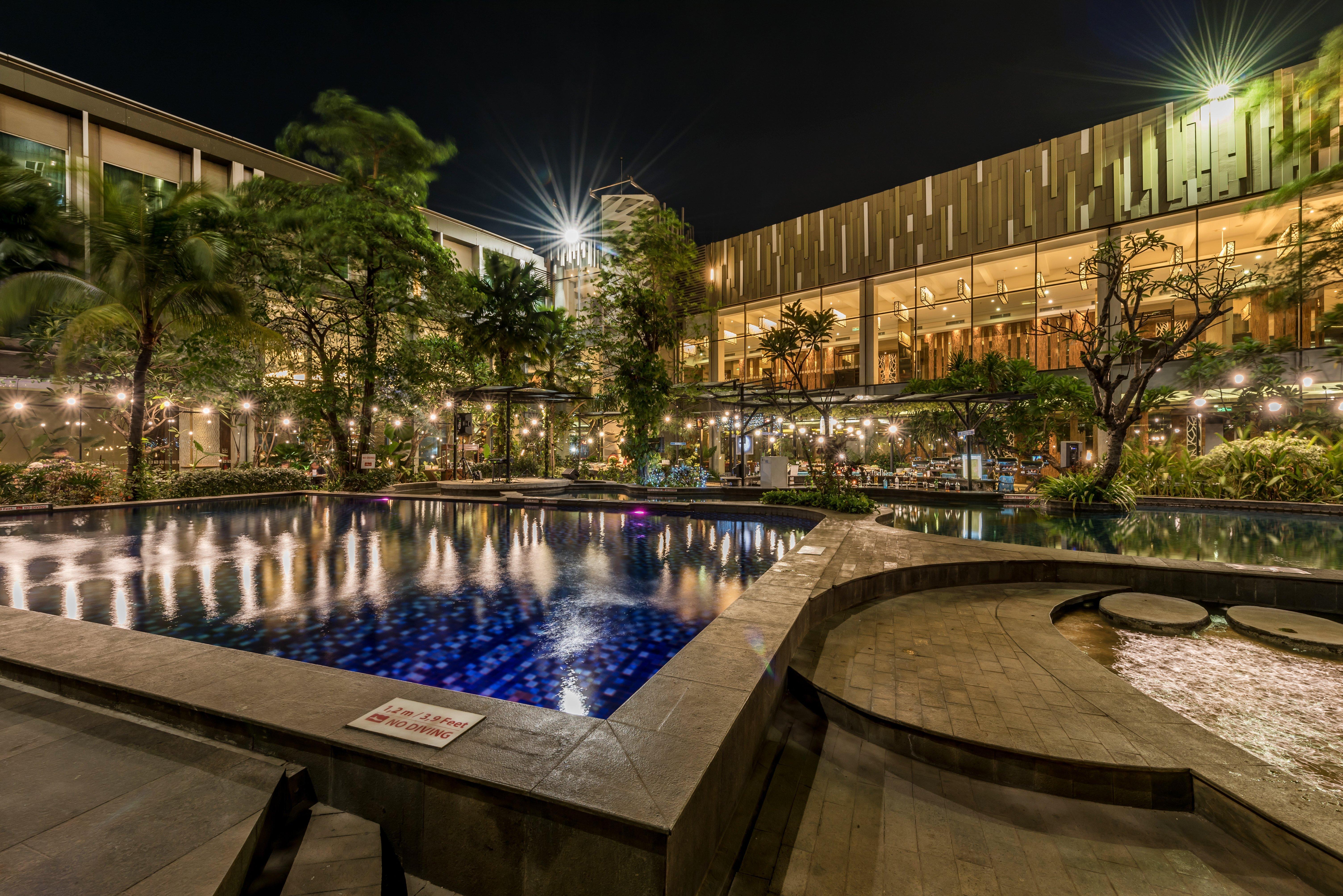Holiday Inn Cikarang Jababeka By Ihg Eksteriør billede